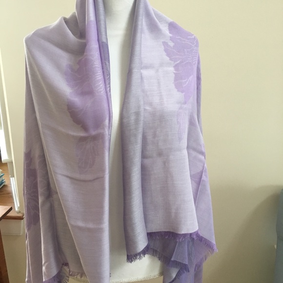 armani collezioni scarf